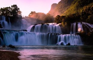 River-Carousel-Pixabay gioc-village-waterfall-5689446_640